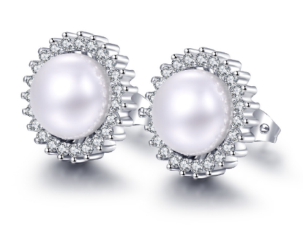 Elegant Flower Design Stud Earrings Womens Simulated Pearl Inlaid Jewelry